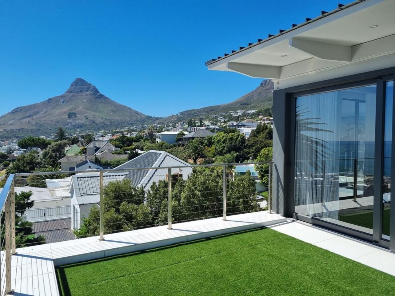 Amara 2 -designer Penthouse With Solar Power Cape Town